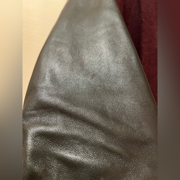 ⚪️Leather and wool blend women’s burgundy and black coat - Picture 2 of 9